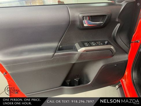 Used 2023 Toyota Tacoma TRD Pro AWD/4WD image 19
