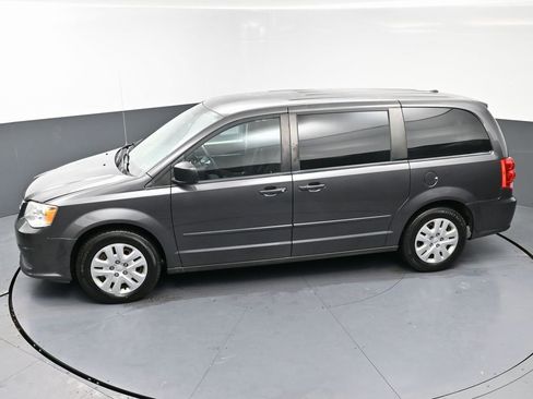 Used 2017 Dodge Grand Caravan SE w/ Power Window Group image 44