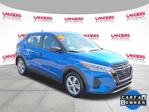 Used 2025 Nissan Kicks Play S FWD image 1