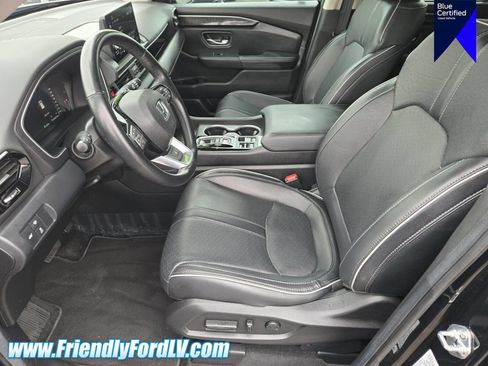 Used 2025 Honda Pilot Elite image 10