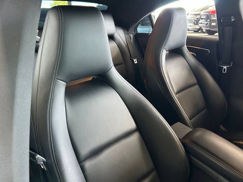 Used 2019 Mercedes-Benz CLA 250 image 33