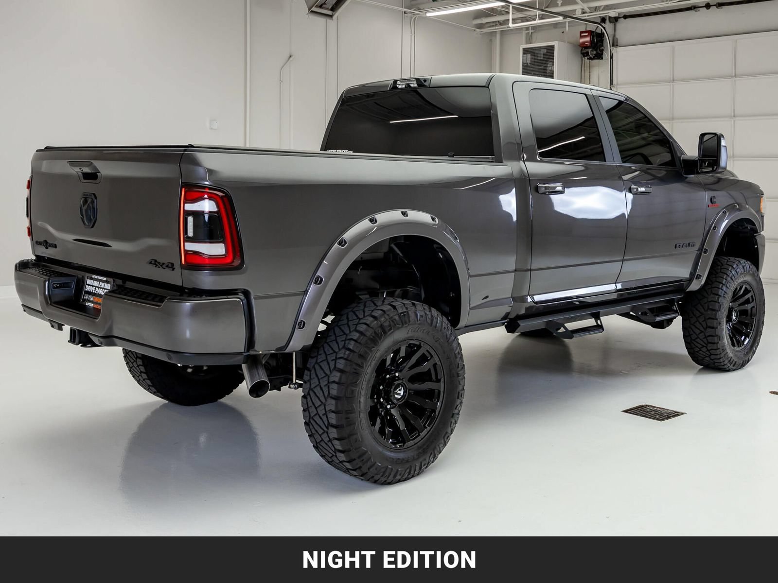Used 2024 RAM 2500 Lone Star w/ Night Edition AWD/4WD image 9