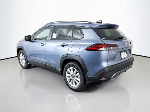 New 2026 Toyota Corolla Cross LE AWD/4WD image 5