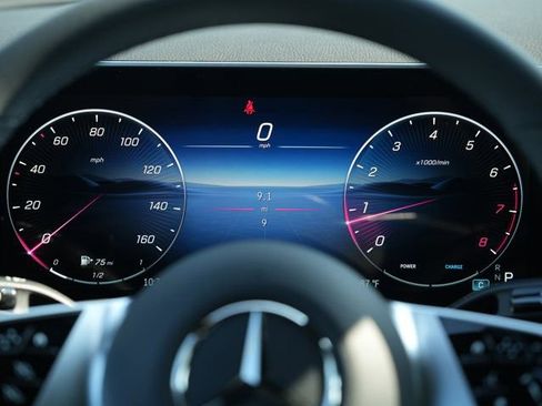 Certified 2026 Mercedes-Benz GLC 300 4MATIC image 24