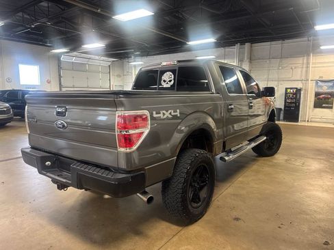Used 2011 Ford F150 XLT w/ XLT Chrome Pkg AWD/4WD image 3