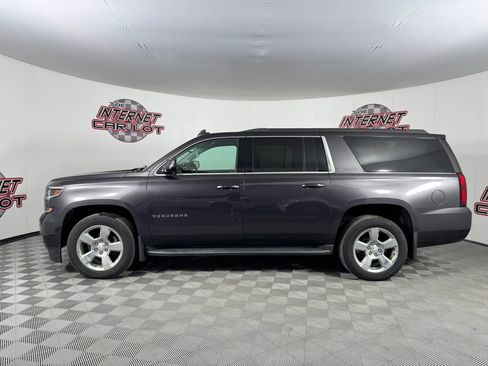 Used 2016 Chevrolet Suburban LT AWD/4WD image 4