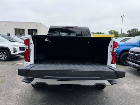 Used 2024 Chevrolet Silverado 1500 RST AWD/4WD image 8