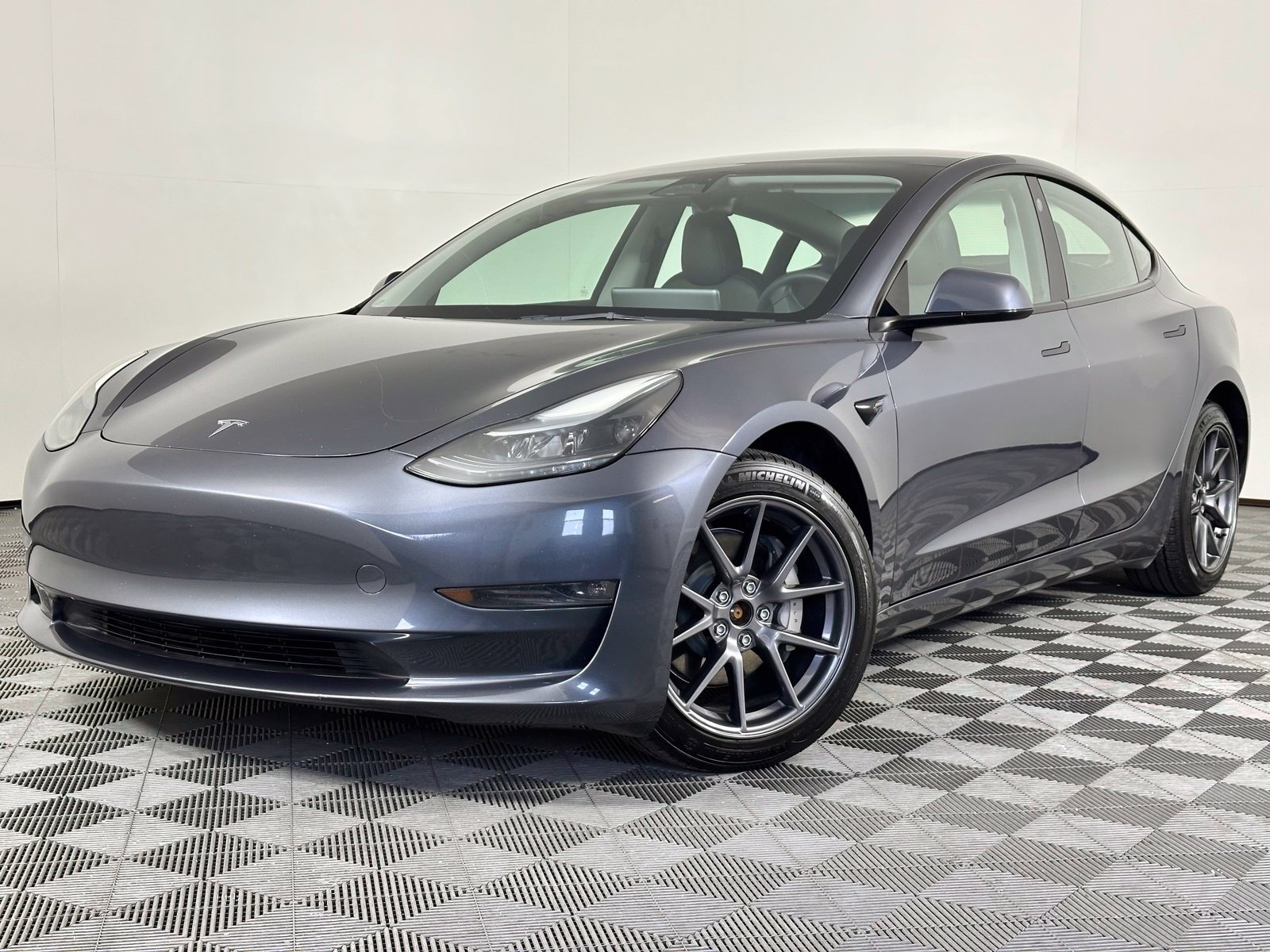 Used 2023 Tesla Model 3 Long Range AWD/4WD image 36