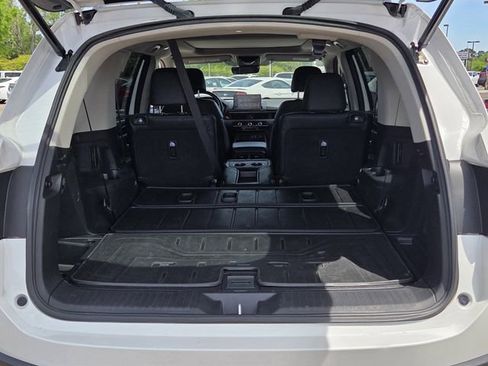 Used 2023 Honda Pilot Touring image 28