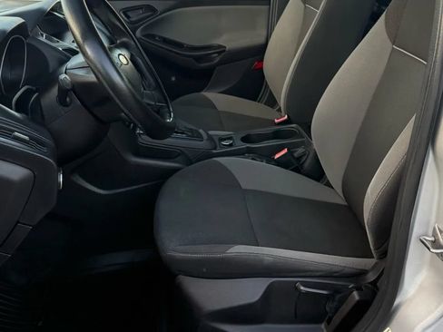 Used 2013 Ford Focus S FWD image 9