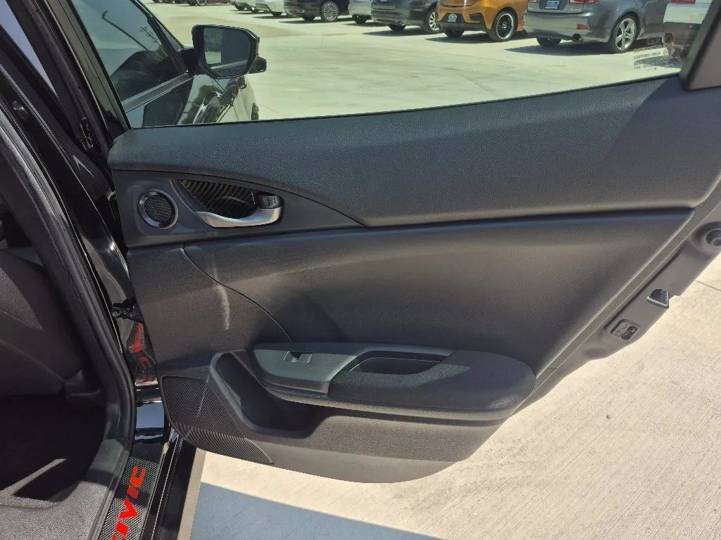 Used 2019 Honda Civic EX image 18