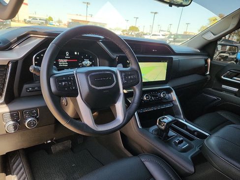 Used 2025 GMC Sierra 1500 Denali w/ Denali Reserve Package AWD/4WD image 10