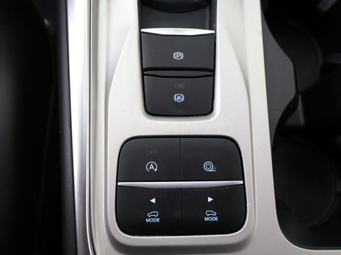 Used 2024 Ford Explorer XLT w/ Equipment Group 202A RWD image 48