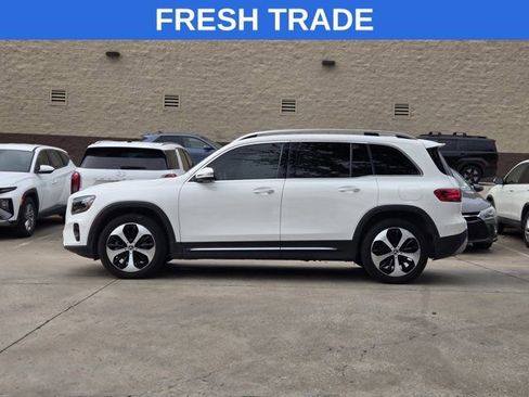 Used 2024 Mercedes-Benz GLB 250 image 4