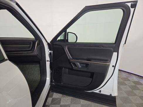 Used 2024 Rivian R1S Adventure Dual AWD/4WD image 18