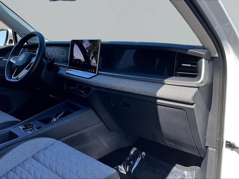 Used 2025 Volkswagen Tiguan S FWD image 27