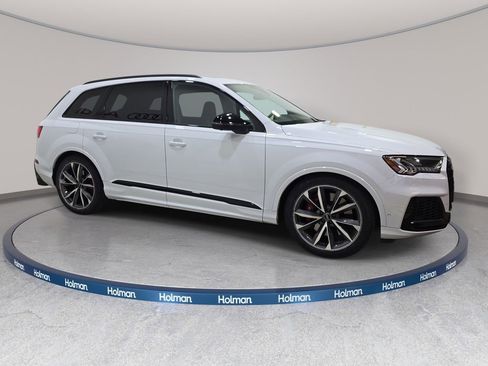 Used 2023 Audi SQ7 Prestige AWD/4WD image 5