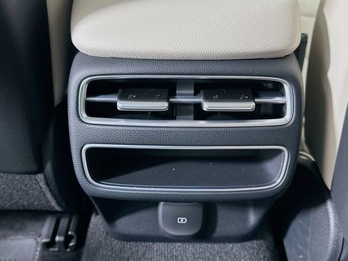 New 2026 Genesis GV70 2.5T Advanced AWD/4WD image 18