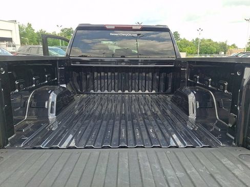 Certified 2023 Chevrolet Silverado 1500 LT AWD/4WD image 30