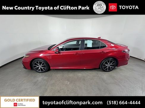 Certified 2024 Toyota Camry SE image 6