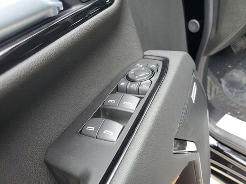 New 2026 GMC Sierra 3500 AT4 w/ AT4 Premium Plus Package AWD/4WD image 19