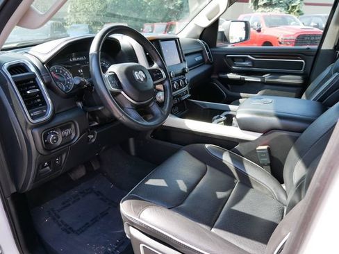 Used 2022 RAM 1500 Laramie AWD/4WD image 12