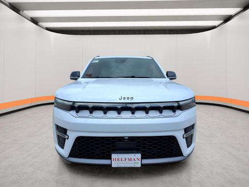 New 2026 Jeep Grand Wagoneer 2WD image 2