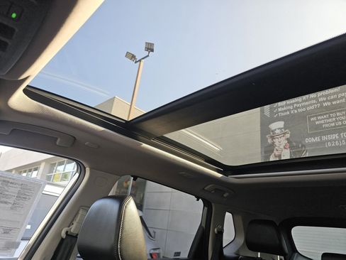 Used 2023 Nissan Rogue Platinum w/ Platinum Premium Package image 29