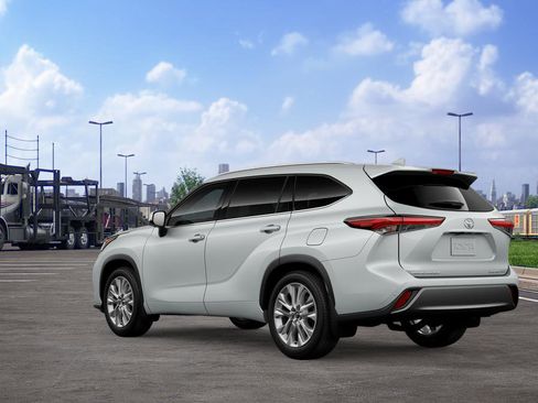 New 2026 Toyota Highlander Limited AWD/4WD image 37