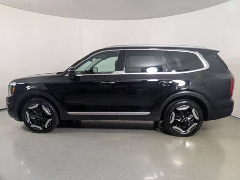 Used 2024 Kia Telluride S w/ S Sunroof Package FWD image 4