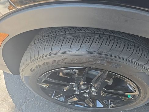 Used 2022 Chevrolet Blazer LT image 9