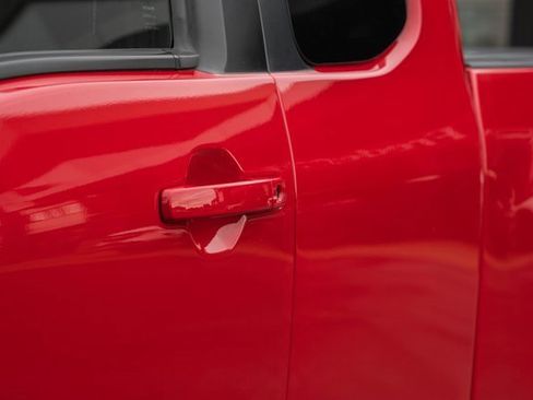 Used 2023 Nissan Frontier SV w/ Technology Package image 15