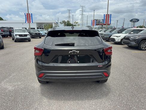 Used 2025 Chevrolet Trax RS w/ Sunroof Package FWD image 6