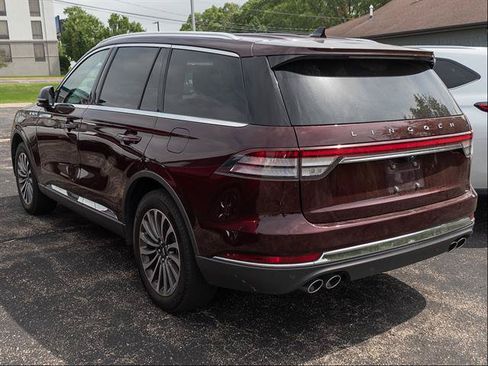 Used 2022 Lincoln Aviator Reserve w/ Elements Package Plus AWD/4WD image 4