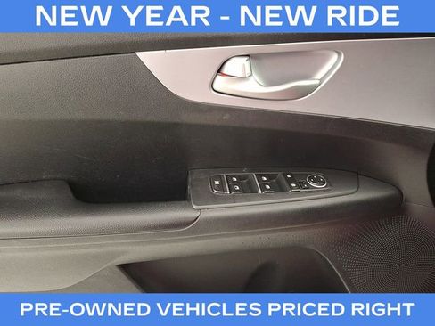 Used 2023 Kia Forte LXS image 14