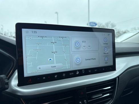 Used 2023 Ford Escape Platinum image 30