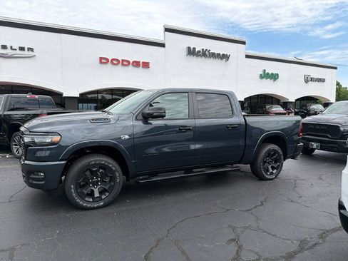 New 2026 RAM 1500 Big Horn w/ Night Edition AWD/4WD image 5