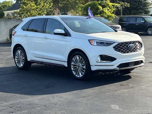 Certified 2020 Ford Edge Titanium w/ Equipment Group 301A AWD/4WD image 7
