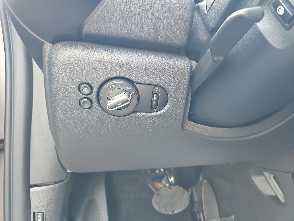Used 2023 MINI Cooper S FWD image 34