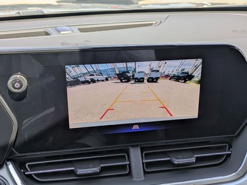 Used 2026 Chevrolet Trax LT w/ Driver Confidence Package image 17