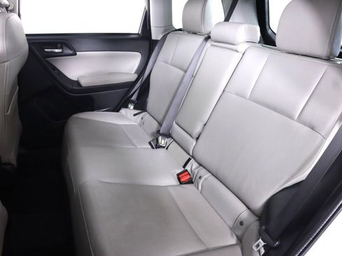 Used 2018 Subaru Forester 2.5i Limited w/ Popular Package #2 AWD/4WD image 31