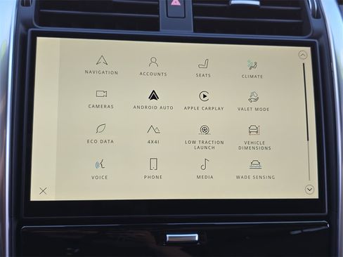 Used 2025 Land Rover Discovery S image 23