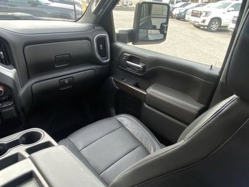 Used 2020 Chevrolet Silverado 2500 LT w/ All Star Edition image 32