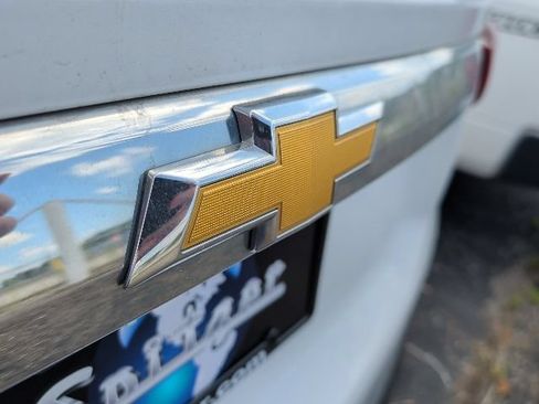 Used 2021 Chevrolet Traverse LT AWD/4WD image 8