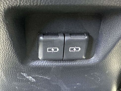 Certified 2025 Toyota RAV4 XLE image 17