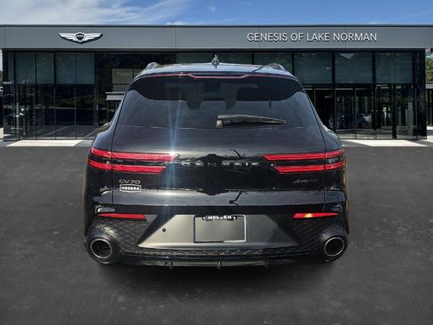 Used 2025 Genesis GV70 3.5T Sport w/ Sport Prestige Package image 8