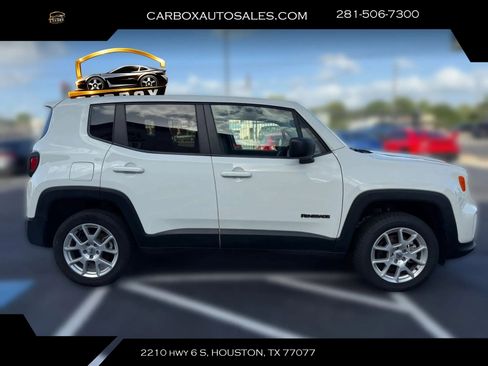 Used 2023 Jeep Renegade Latitude AWD/4WD image 6