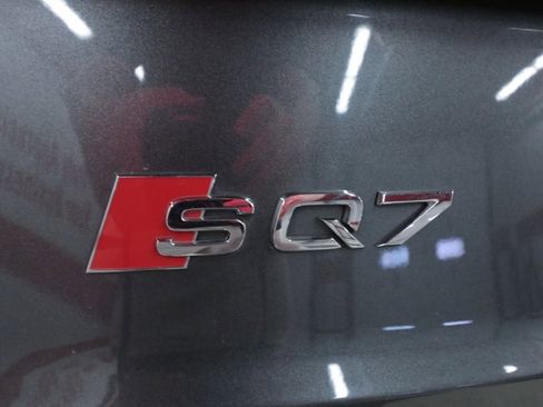 Used 2020 Audi SQ7 Prestige w/ Prestige Package image 37