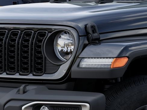 New 2026 Jeep Gladiator Sport image 13