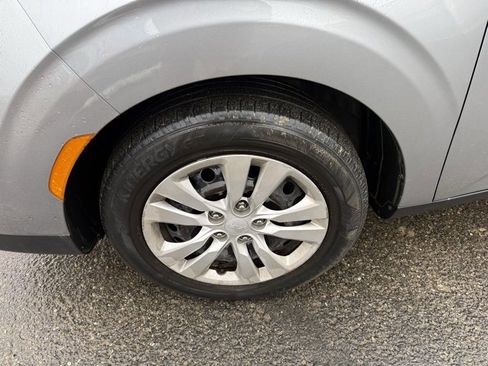Certified 2022 Kia Soul LX image 13